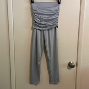NWT Women’s Silver Leggings w/attached Skirt!